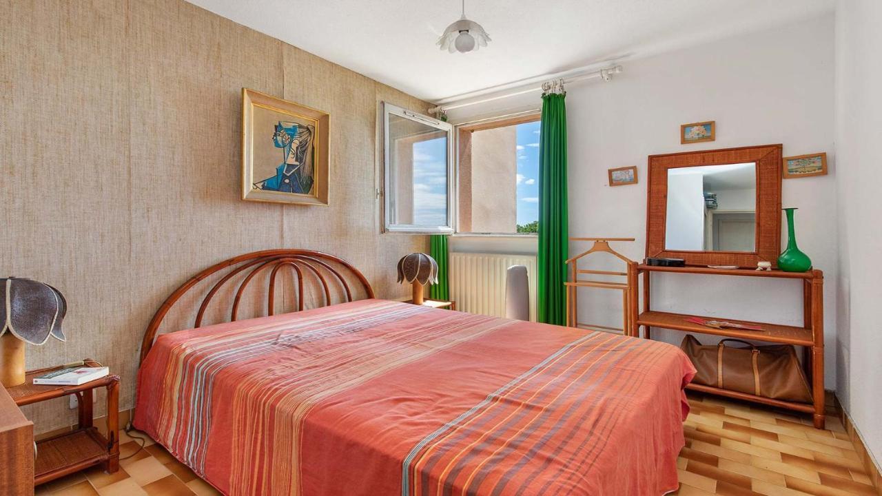 La Colinne -113- 3 Pers Agde Luaran gambar